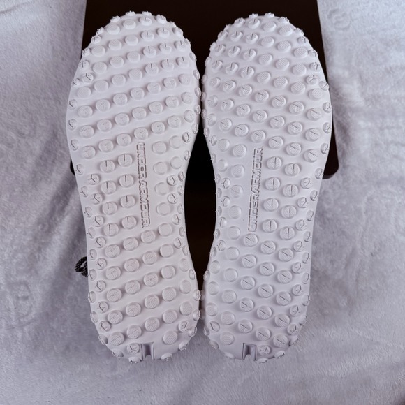 Under Armour Fat Tire Venture Shoes Men's 11 #3027562-002 Black White New - Picture 7 of 8